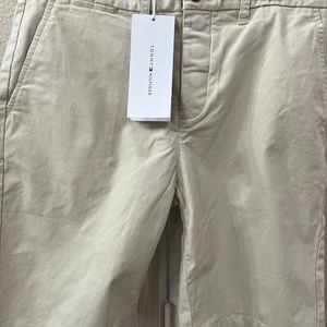 Tommy Hilfiger Men's Adaptive Shorts